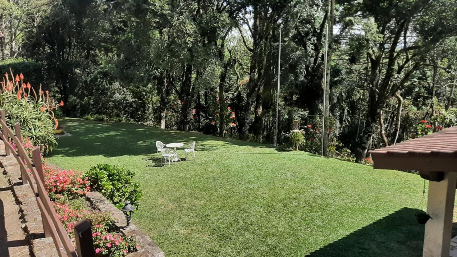 Guest house Refugio Do Selado